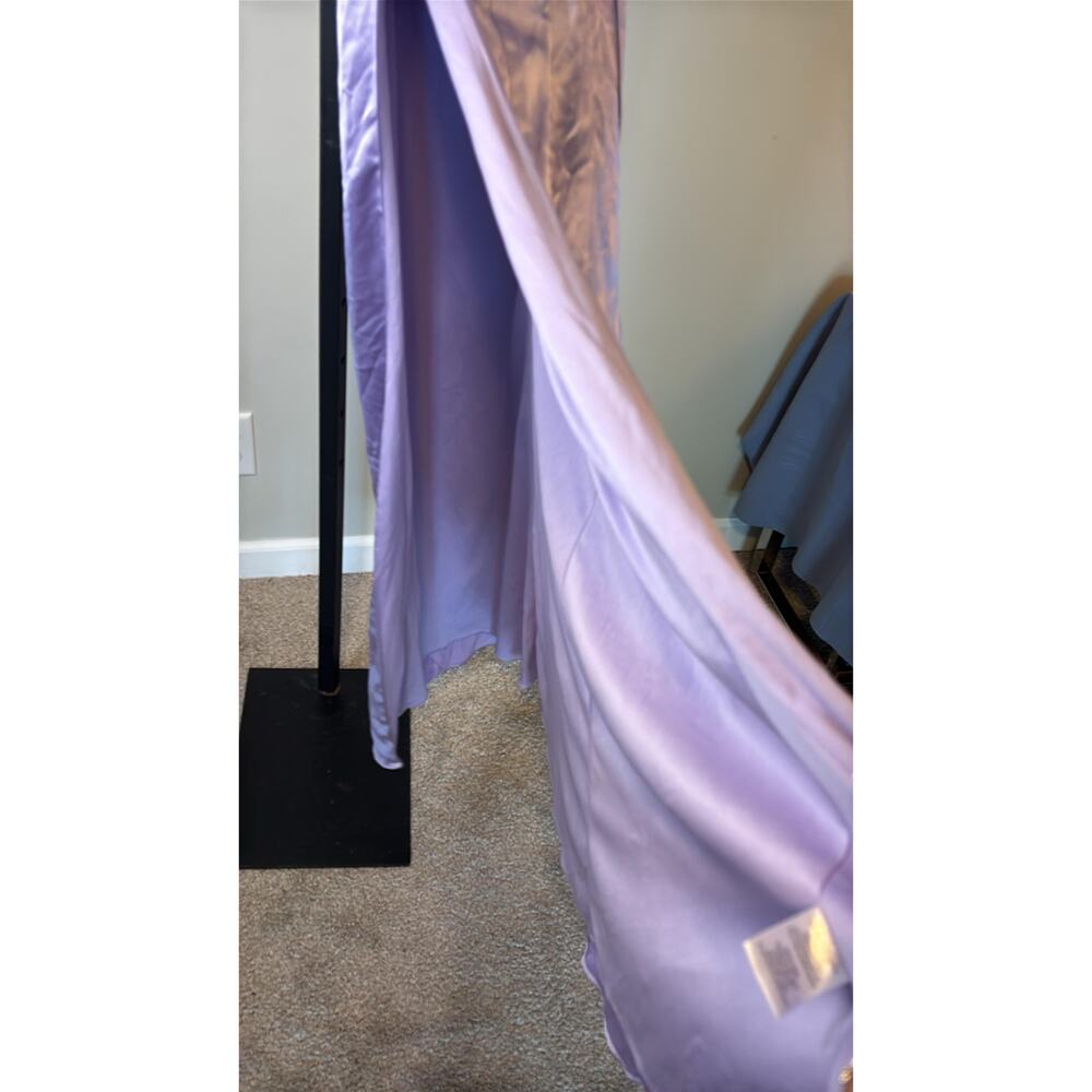 Sherri Hill - Fitted Party Dress with Bodice and Underwire - Picture 6 of 7